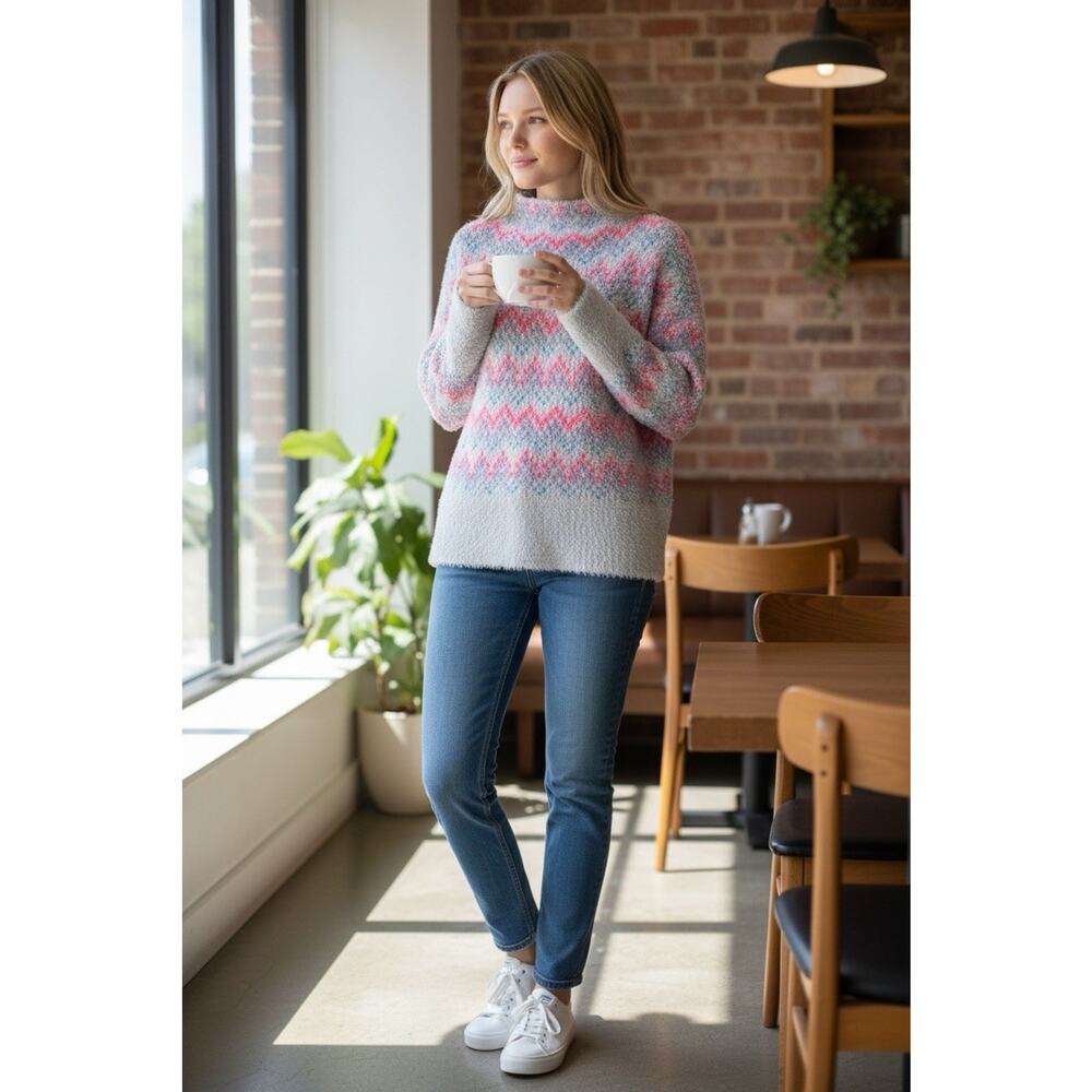 Anthropologie Pilcro Women’s Medium Fuzzy Knit Sweater Gray Pink Blue Pullover